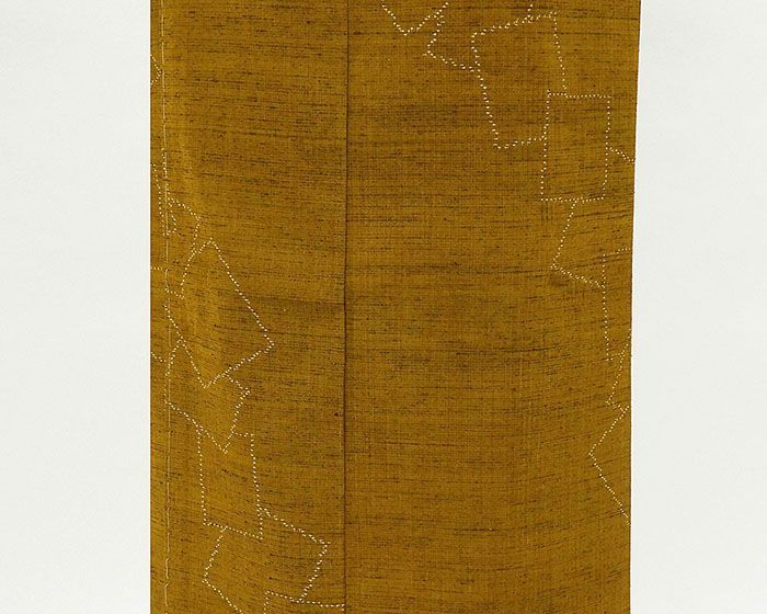 紬 未着用美品 正絹 本場越路紬 幾何模様 身丈158.5cm 裄丈63.5cm 塩沢