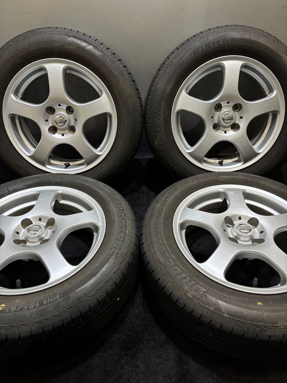 185|65R15 BRIDGESTONE|NEXTRY 19年製 日産 純正 15インチ 6J 40 100 4H 夏タイヤ 4本 ノート キューブ 2-J104