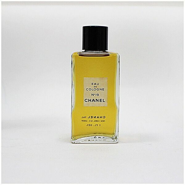 シャネル 香水 NO.19 オーデコロン ボトルタイプ 30ml 中古