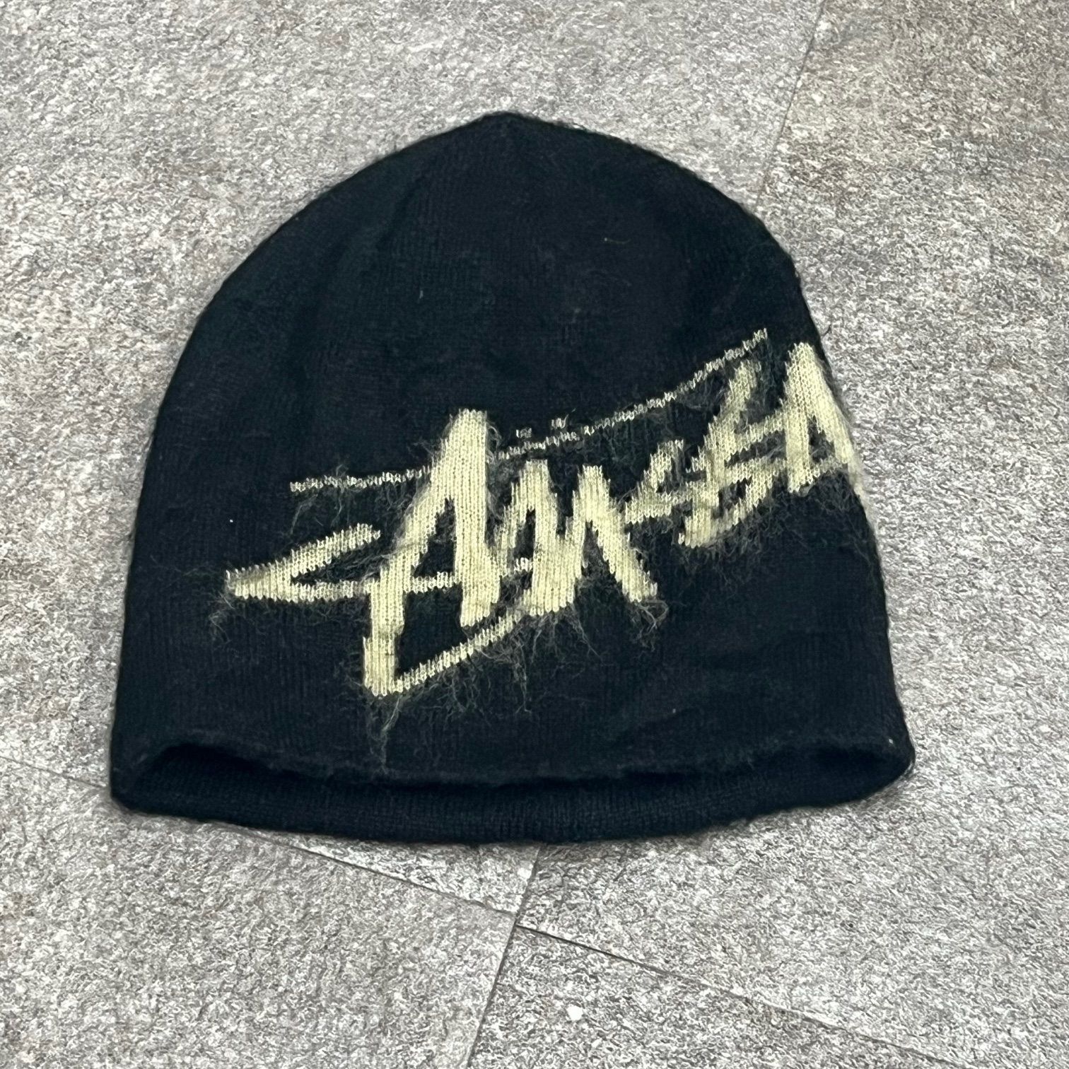 Stüssy Brushed Out Stock Skullcap 起毛 プリント ビーニー