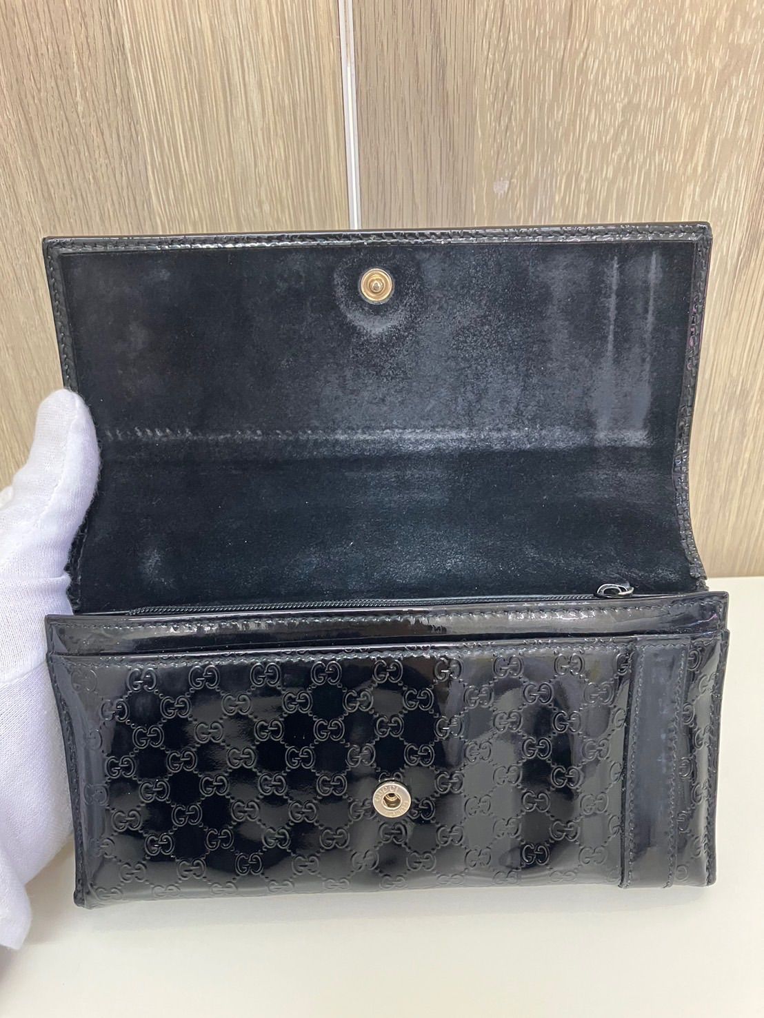 【美品】GUCCI 長財布 マイクロGG エナメル パテントレザー ブラック 中古品】 GUCCIグッチ マイクロGG エナメル 長財布 パテント
