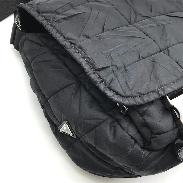 良品 PRADA プラダ 三角ロゴ プレート メッセンジャー ショルダー バッグ ナイロン キルティング ブラック k2969 良品 PRADA プラダ 三角ロゴ プレート メッセンジャー ショルダー