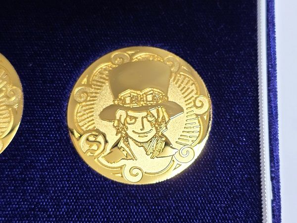 少年ジャンプワンピース4号連続超豪華プレゼントキャンペーンD賞　3兄弟絆メダル 中古未使用品】 ワンピース ONE PIECE WJ4号連続超豪華