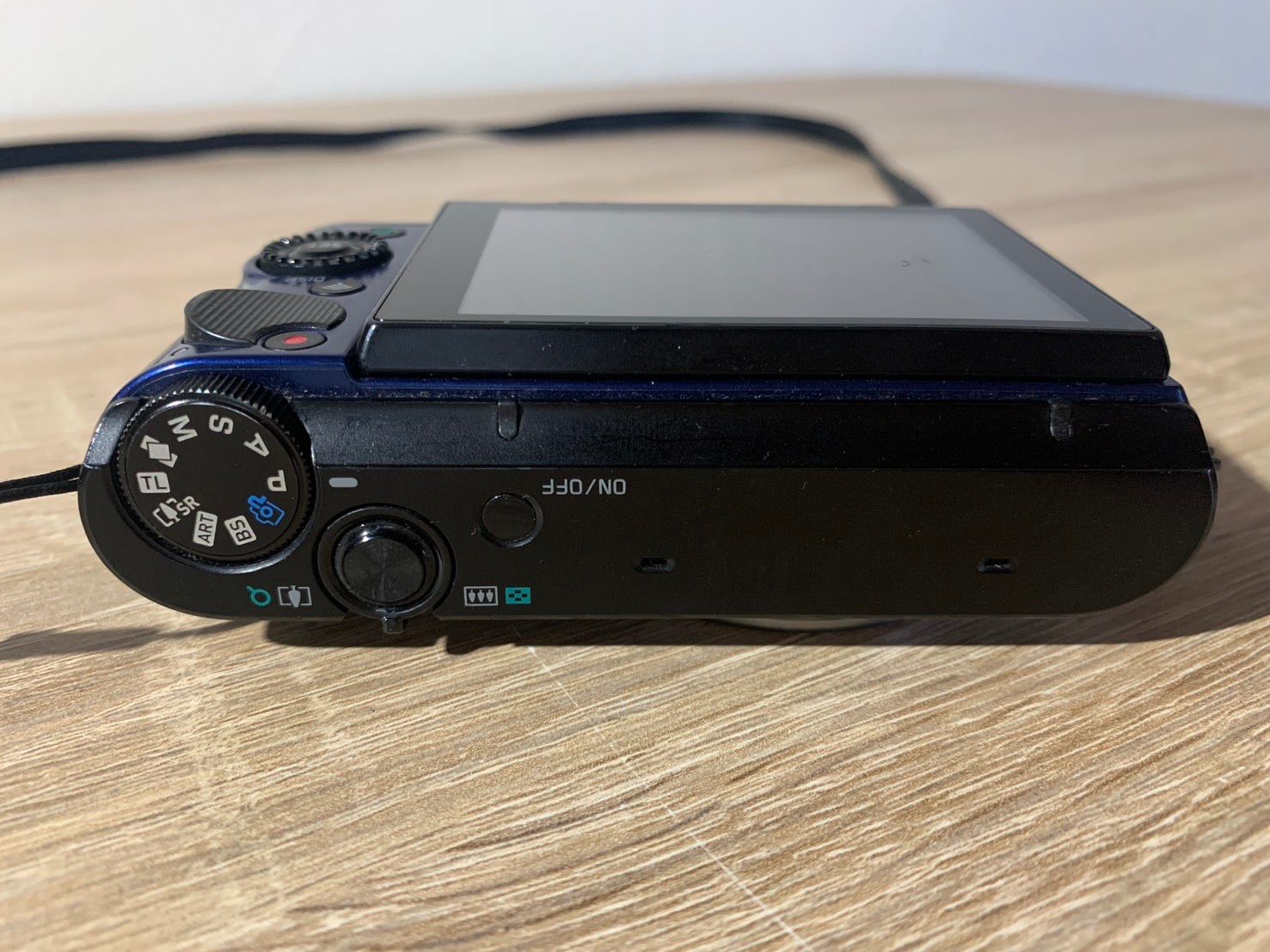 5822 Casio EXILIM EX-ZR1600 ブルー デジカメ ジャンク品 - メルカリ