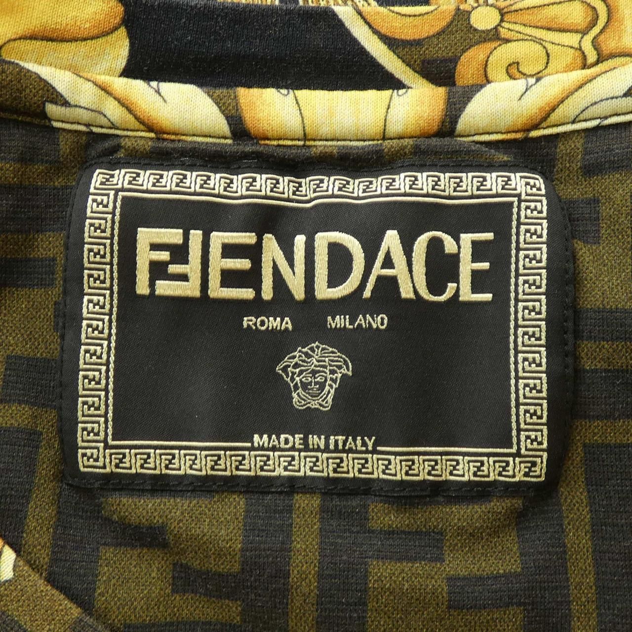 FENDACE Tシャツ