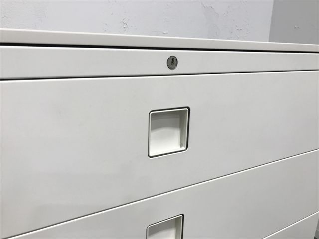 オカムラ ネオホワイト