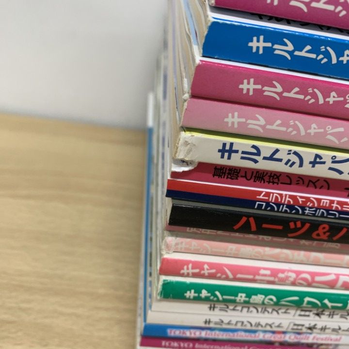 ■01)【同梱不可】キルト・パッチワークなど手芸の本・洋書まとめ売り約40冊大量セット/手作り/刺しゅう/アメリカン/アンティーク/B □01)【同梱不可】キルト・パッチワークなど手芸の本・洋書