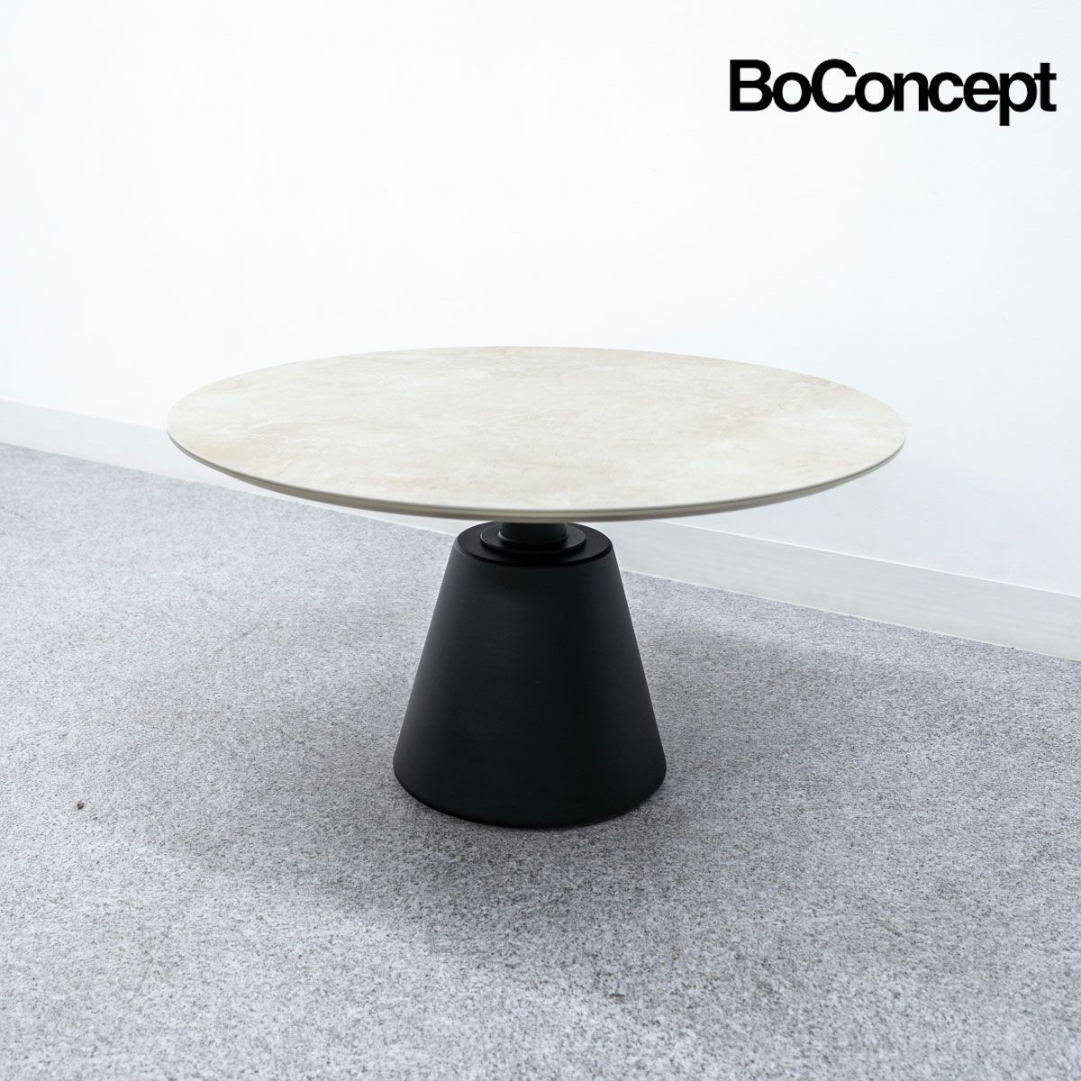 中古ボーコンセプトMadridコーヒーテーブル 天板セラミックBoconcept 中古ボーコンセプトMadridコーヒーテーブル 天板セラミック
