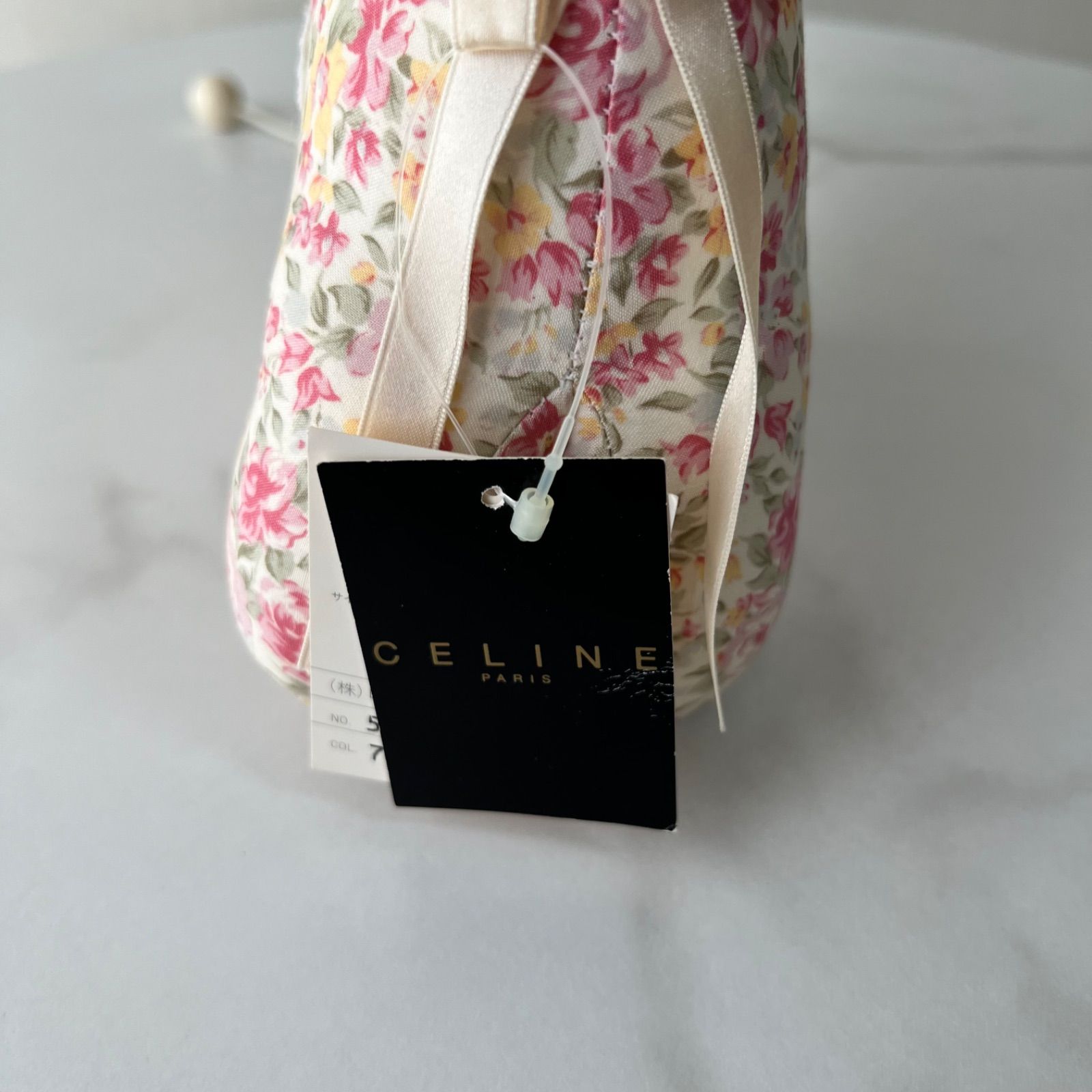 CELINE セリーヌ オルゴール 馬 花柄 ピンク系 - メルカリ
