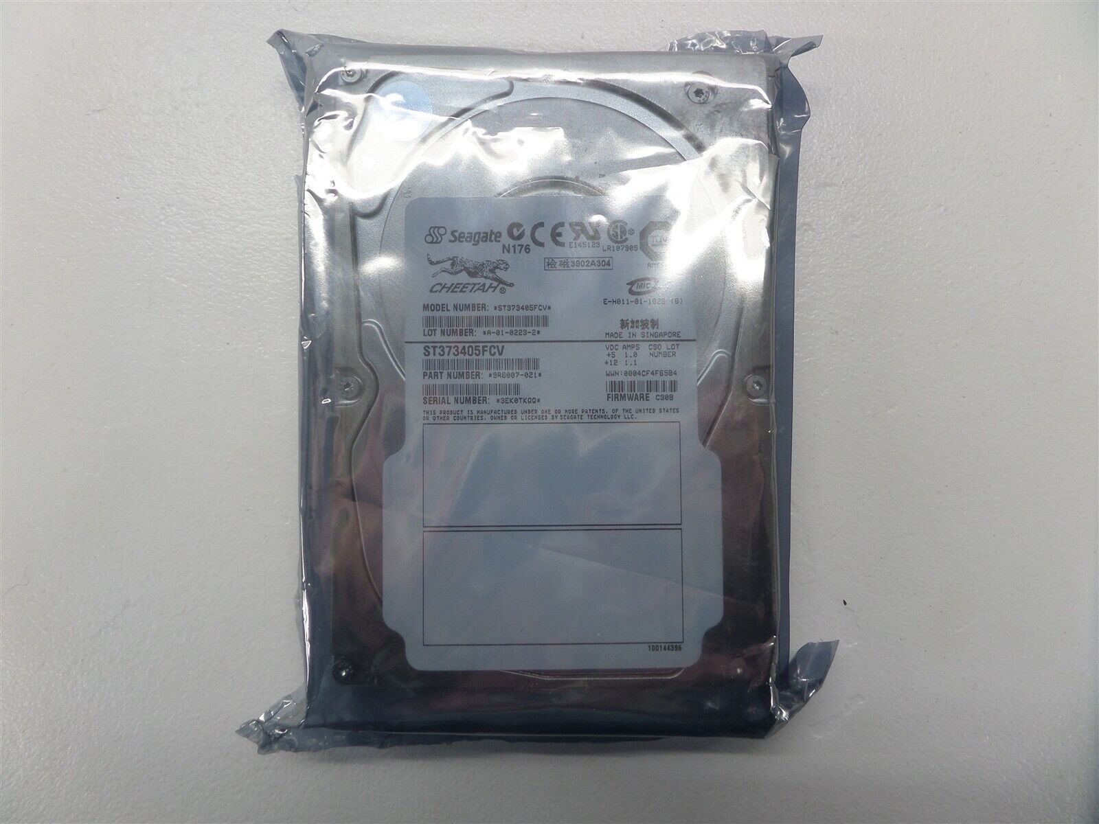 Seagate Cheetah ST373405FCV 73.4GB 3.5 SCSI Hard Drive 9R6007-021