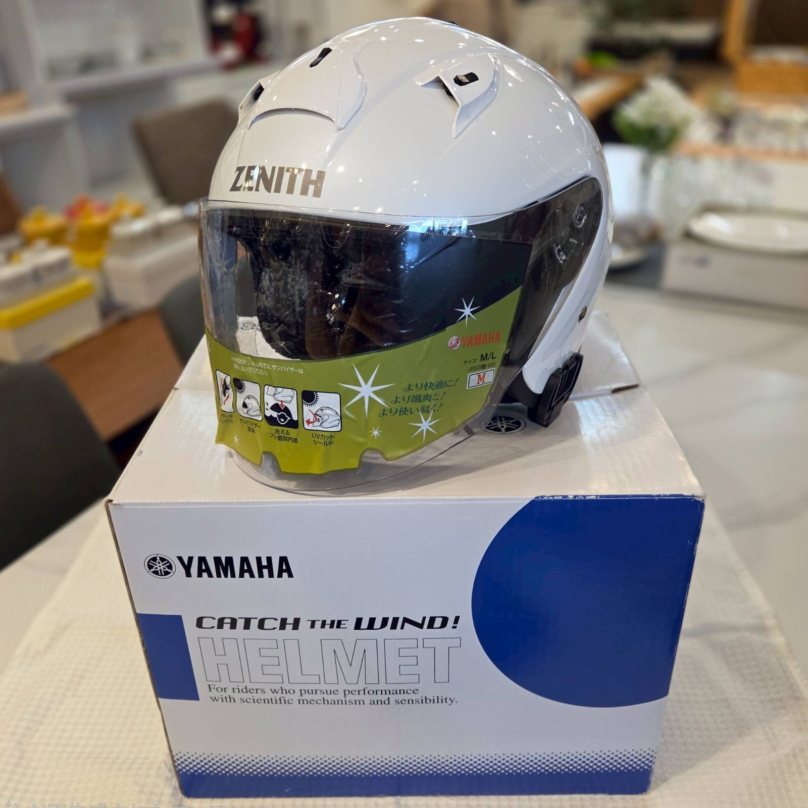 ヤマハ ゼニス YJ-14 ジェットヘルメット クリスタルシルバー Lサイズ