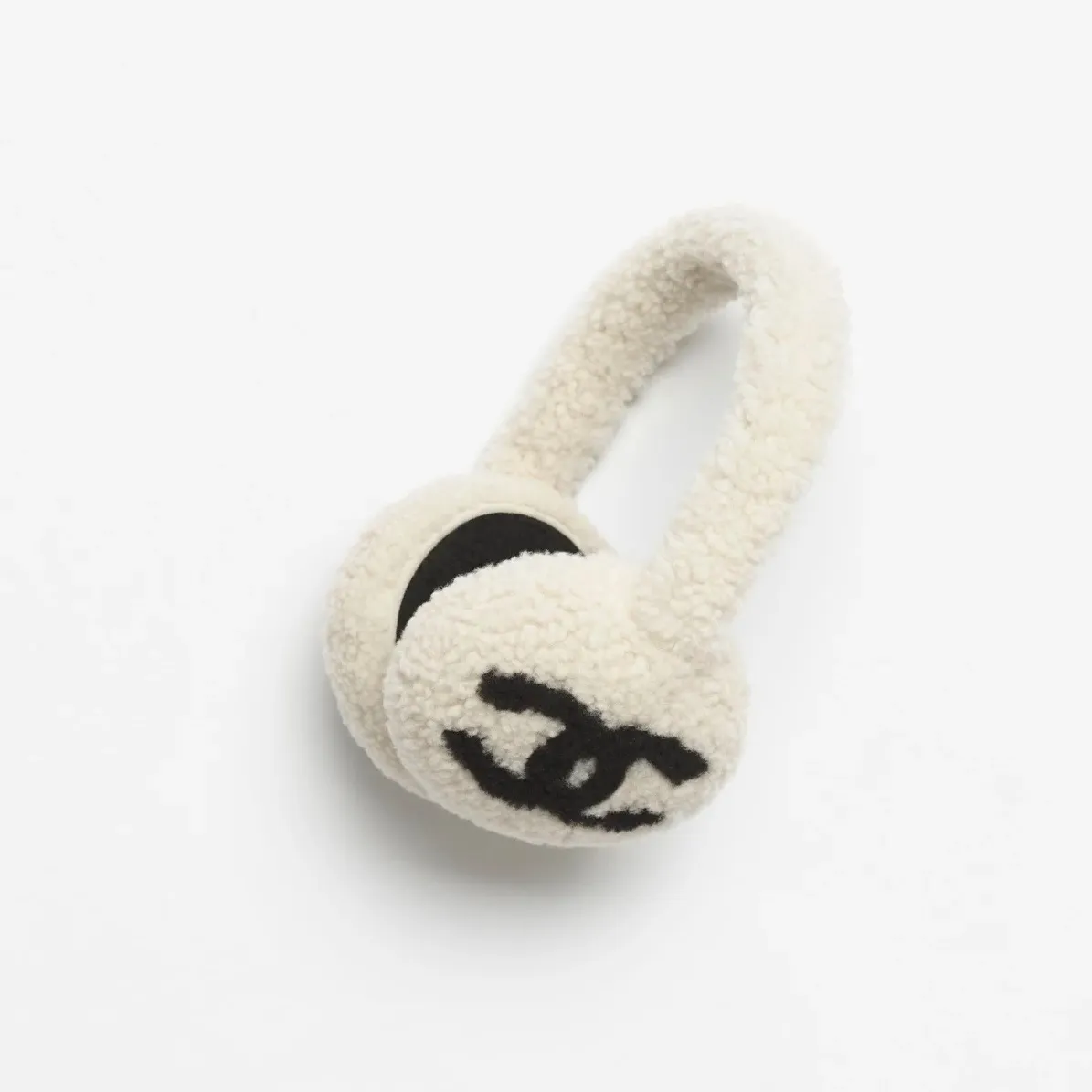 2025年最新】イヤーマフ シャネルの人気アイテム - メルカリ 2025年最新】イヤーマフ シャネルの人気アイテム - メルカリ