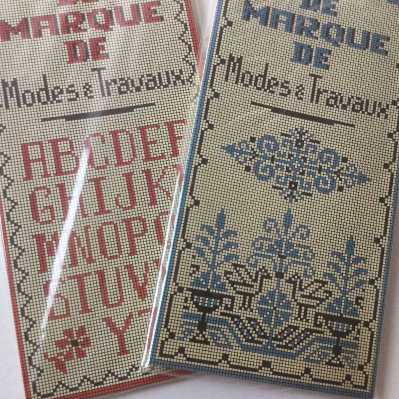手芸本 刺繍 クロスステッチ図案集 ポワンドマルク 赤と青 2冊