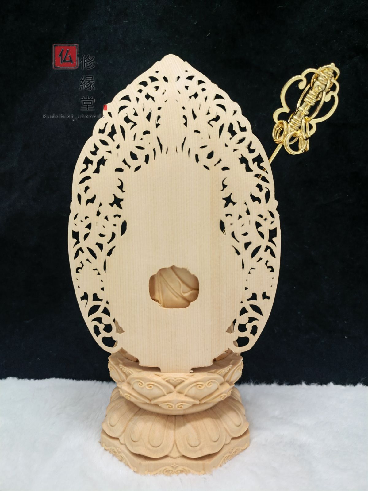 修縁堂】木彫り 仏像 地蔵菩蕯座像 唐草光背 彫刻 檜材 仏師で仕上げ品 