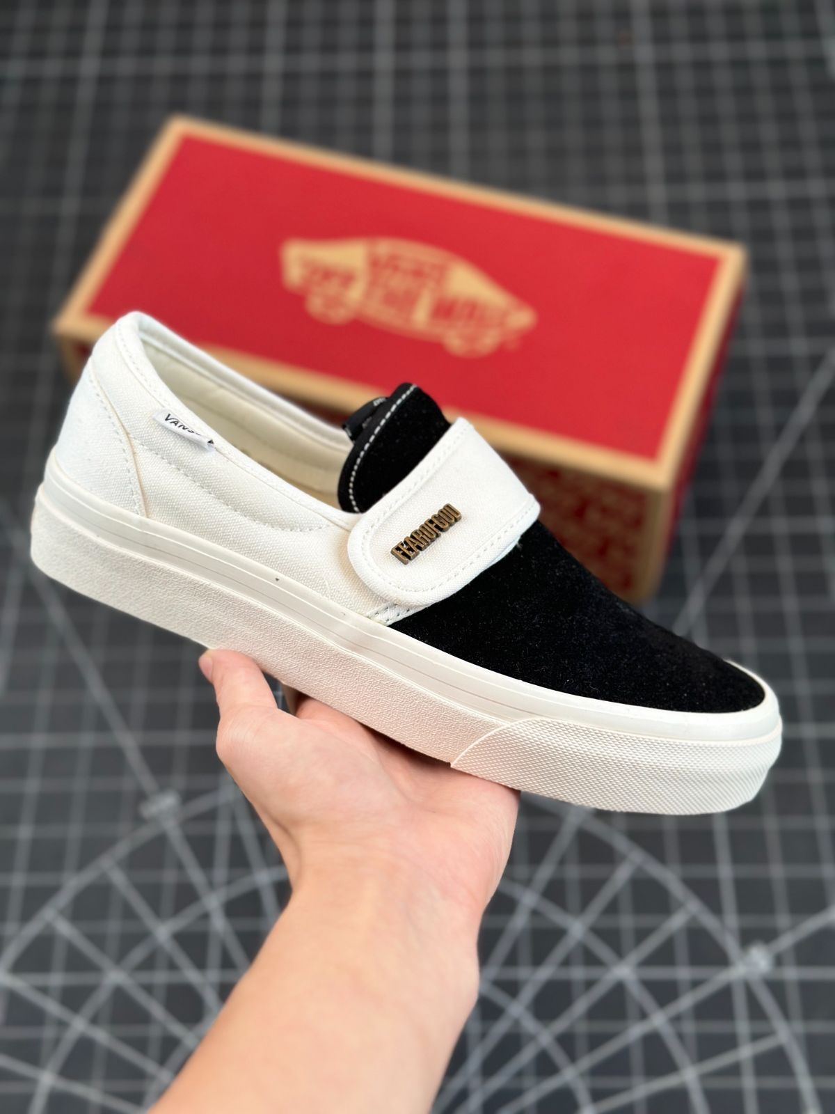 今日 Fear of Fog x Vans Slip - On 47 V DX FOG ハイストリート 黑白 マジックテープ スリップオン キャンバス シューズ 在庫 の な価格です -WTO輸入2