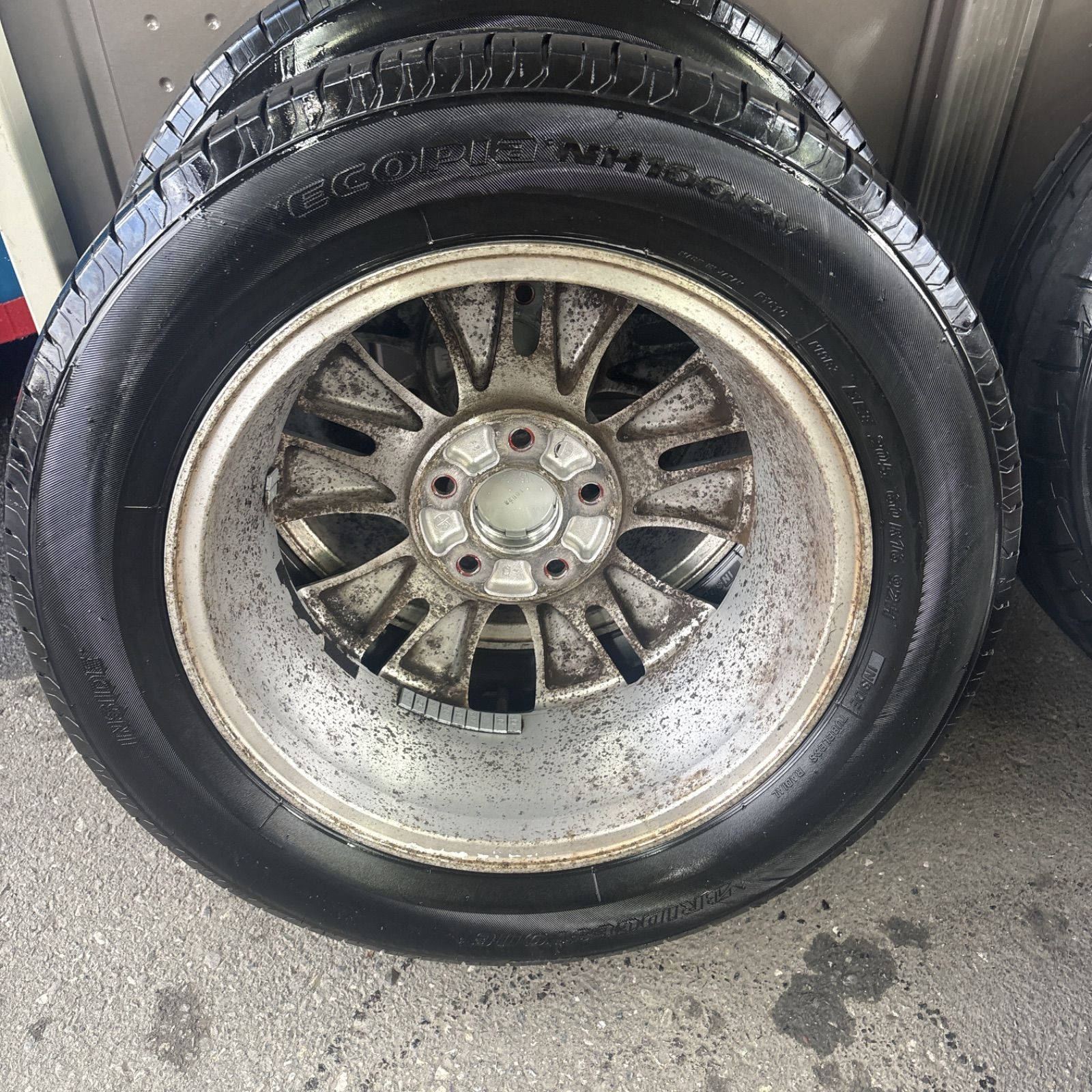 60R16 純正ホイールタイヤセット