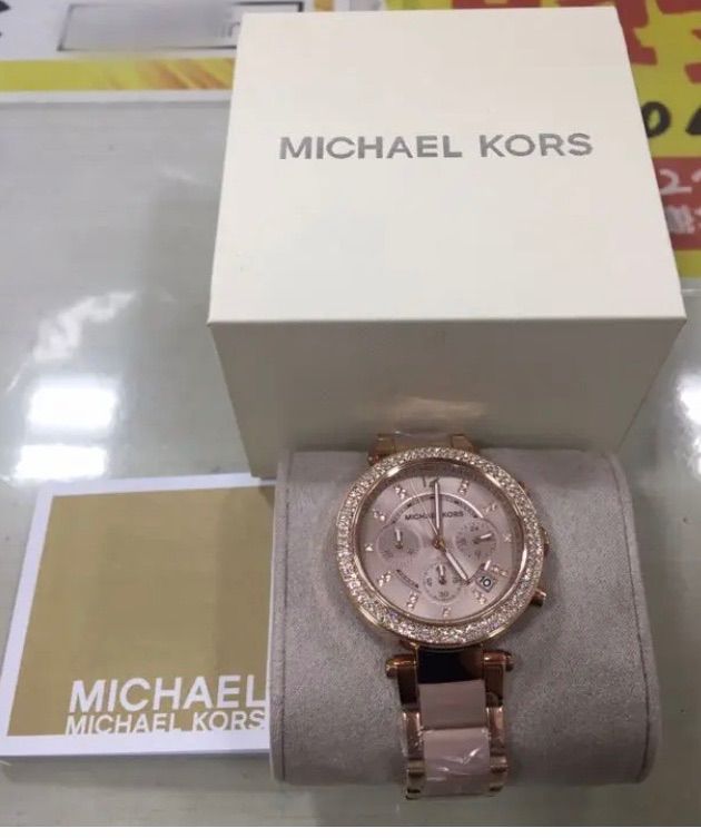 MICHAEL KORS　MK5896 未使用新品☆　腕時計　マイケルコース