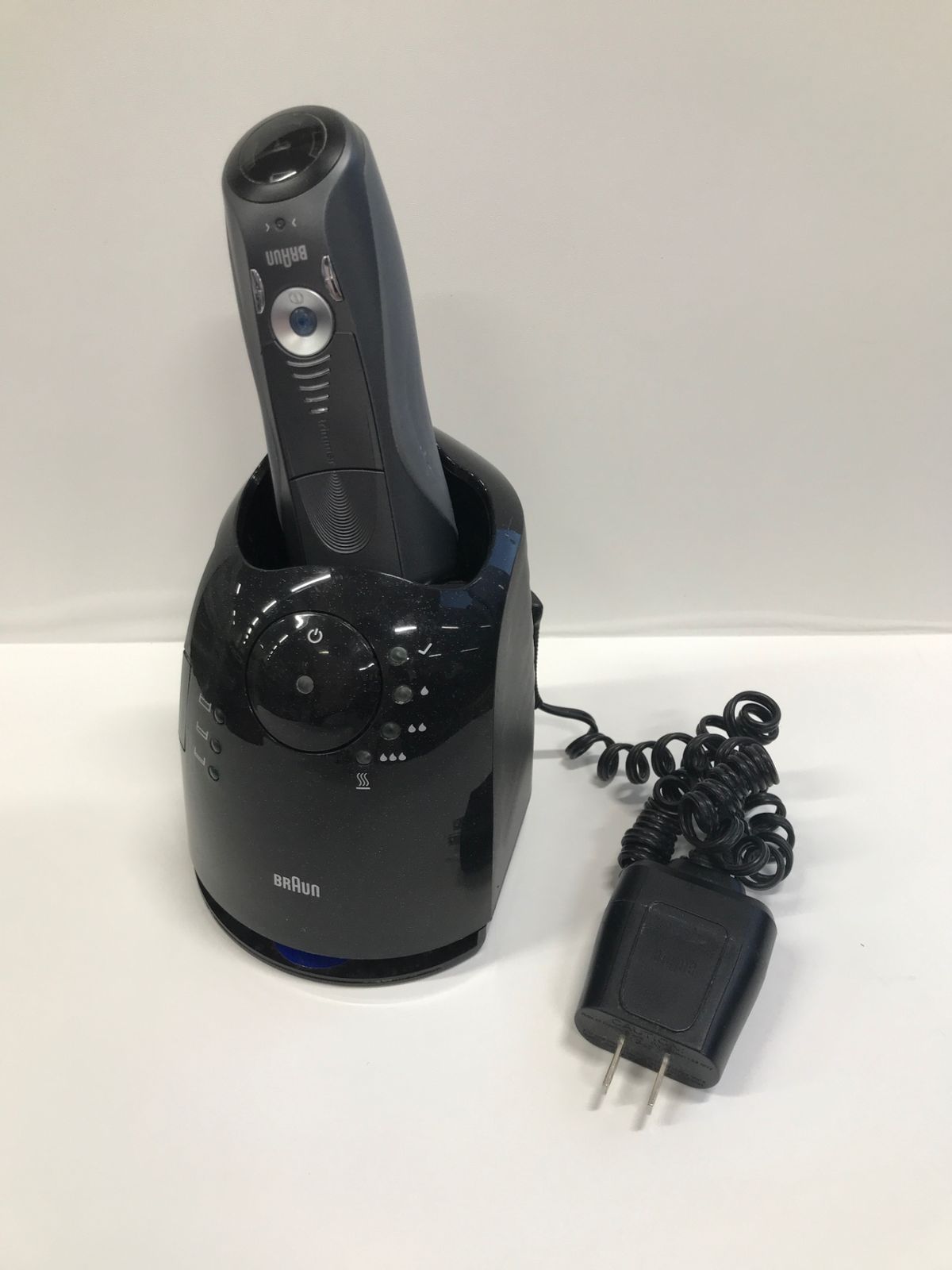 パナソニック シェーバー ラムダッシュ 3枚刃 お風呂剃り可 ES-LT2C-K Amazon | パナソニック メンズシェーバー ラムダッシュ 3枚刃 黒