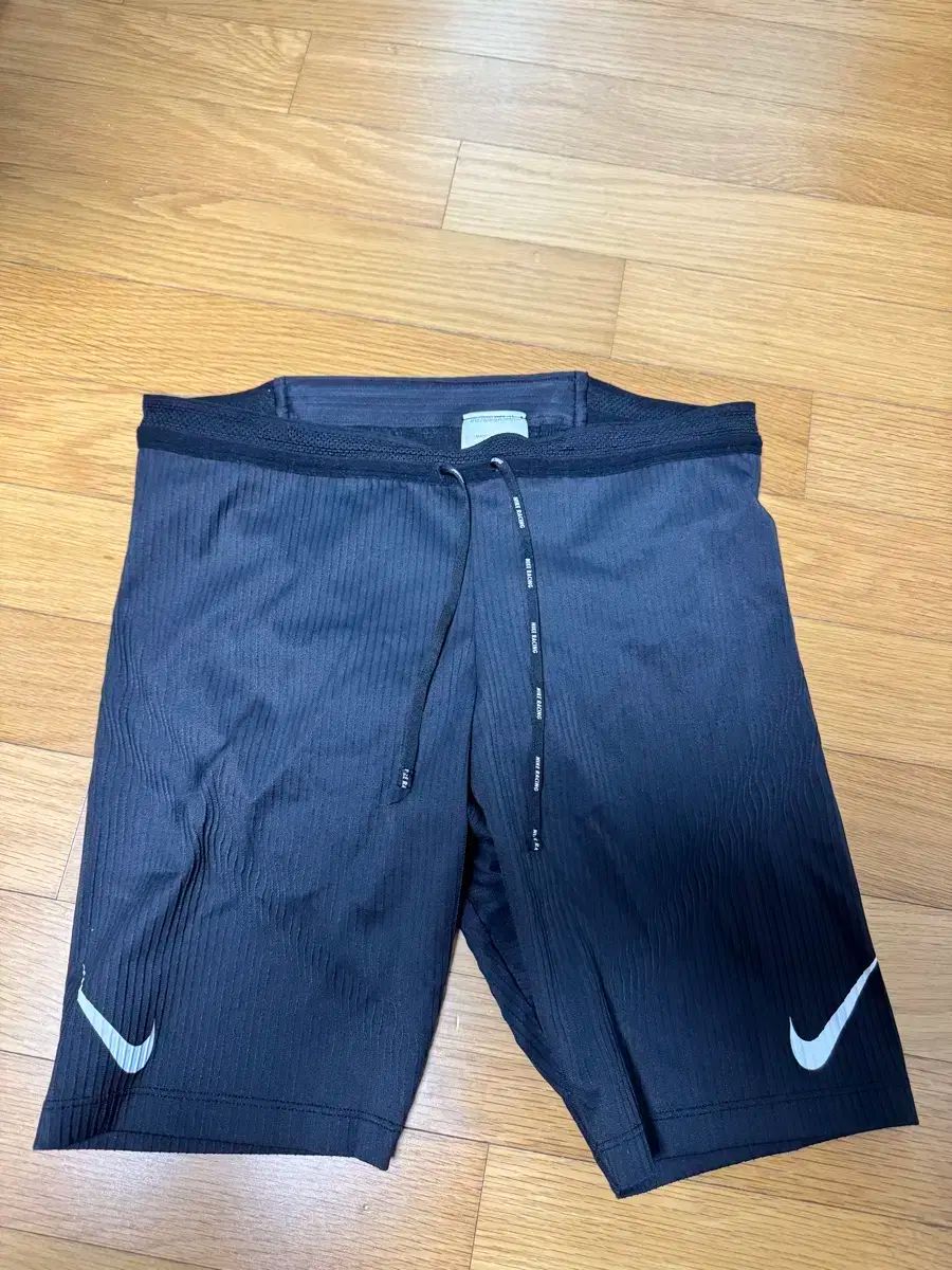 NIKE ナイキ エアロスイフト AEROSWIFT ADV ハーフタイツ L