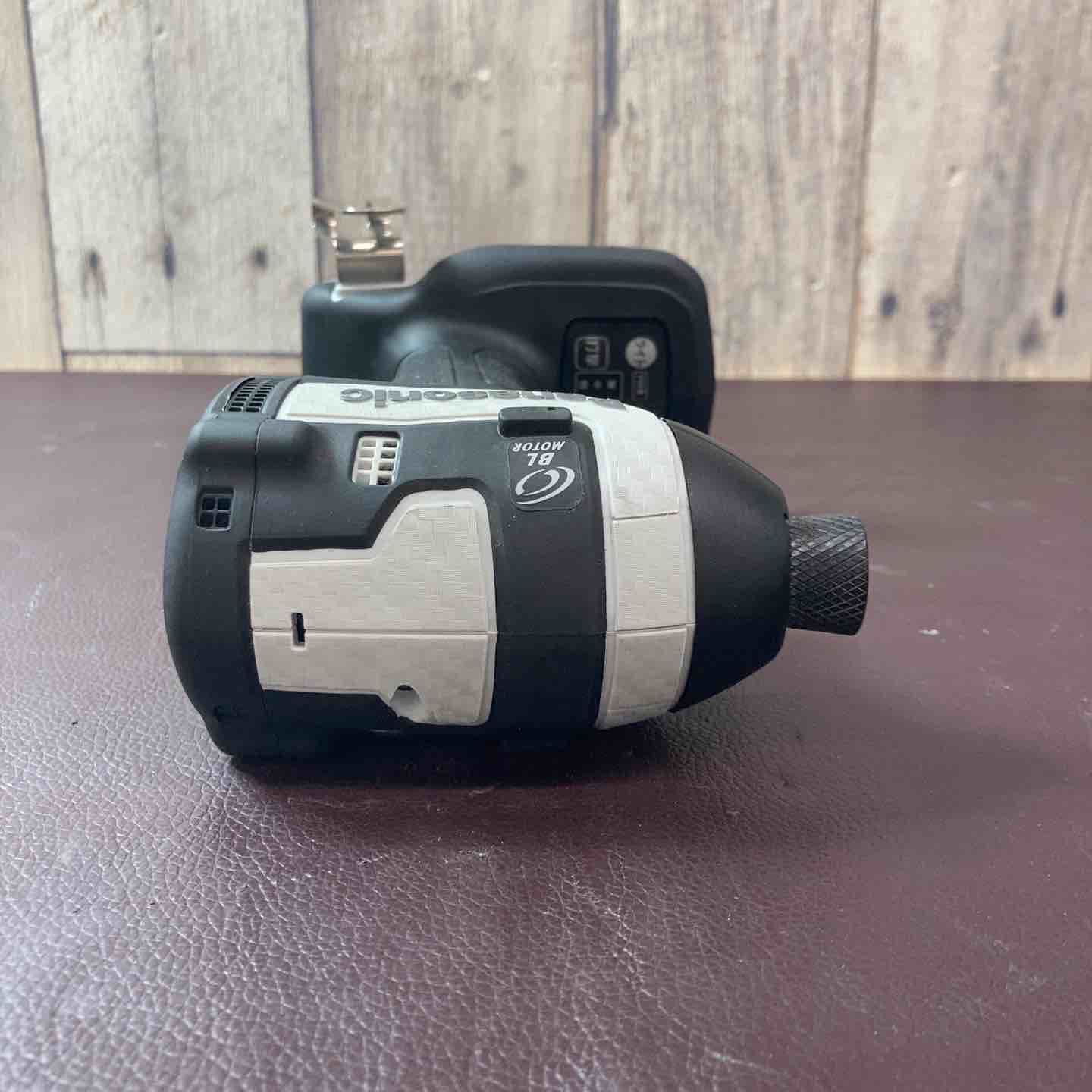 品 パナソニック Panasonic 充電インパクトドライバー 18V 3.0Ah グレー EZ75A7PN2G-H 東大和店 HRDEVELOPMENT_JP