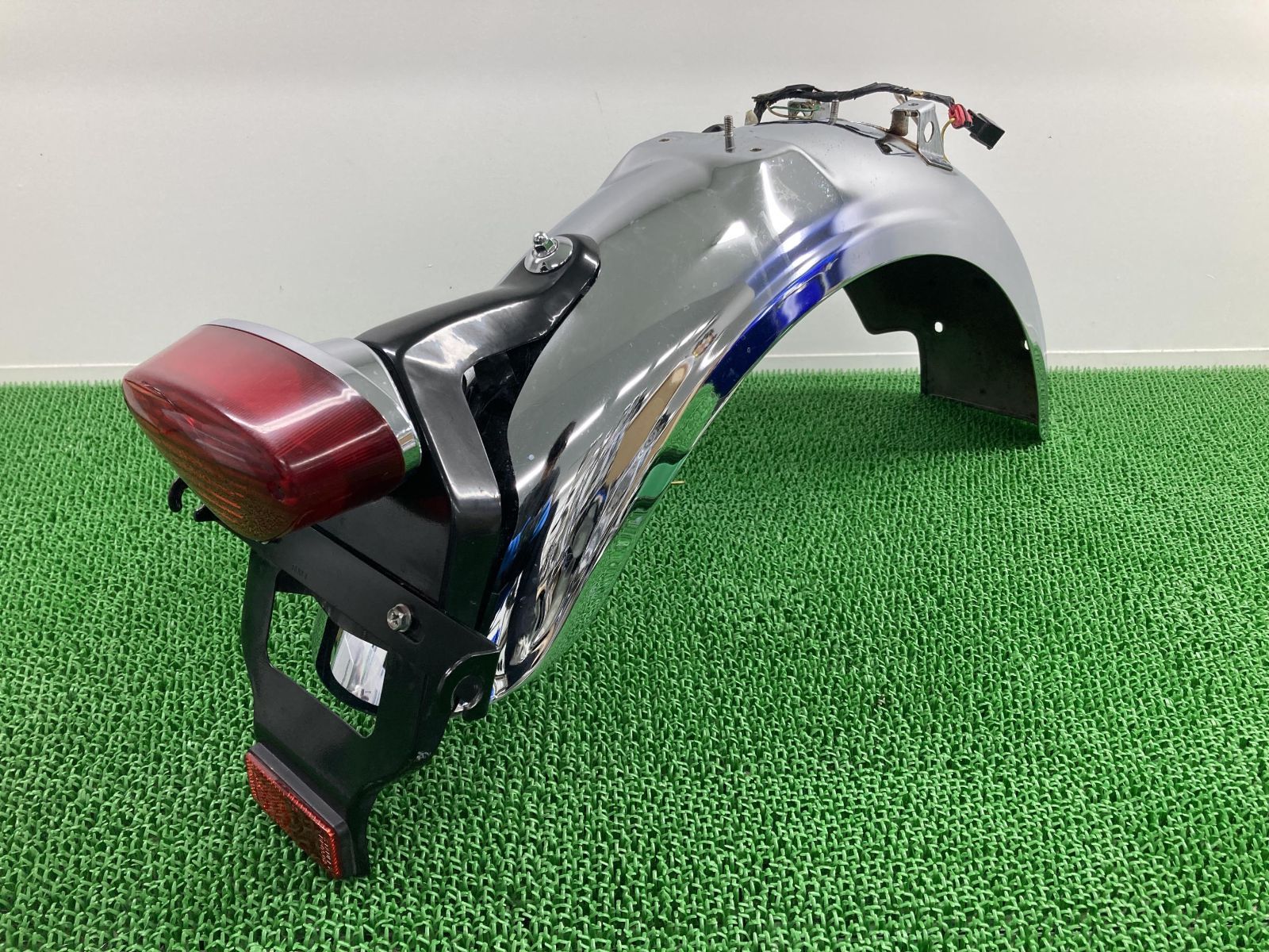 kawasaki w800 street 純正リアフェンダー