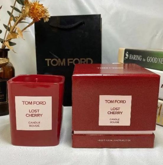 新品、TOM FORD BEAUTY（トム フォード ビューティ） プライベート ブレンド キャンドル ロスト チェリー - メルカリ