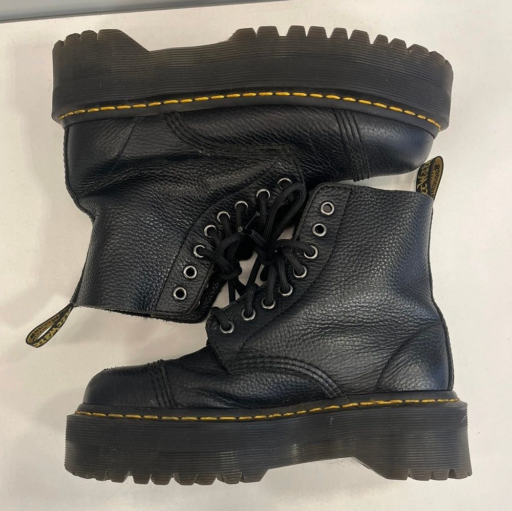 Dr Martens 黒　レディース　ブーツ　UK５ すべてのブーツ（レディース）