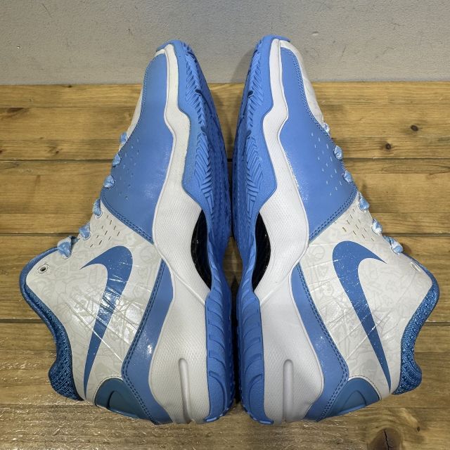NIKE 2011 AIR ZOOM BRAVE 4 IT NIKE 2011 AIR ZOOM BRAVE 4 IT