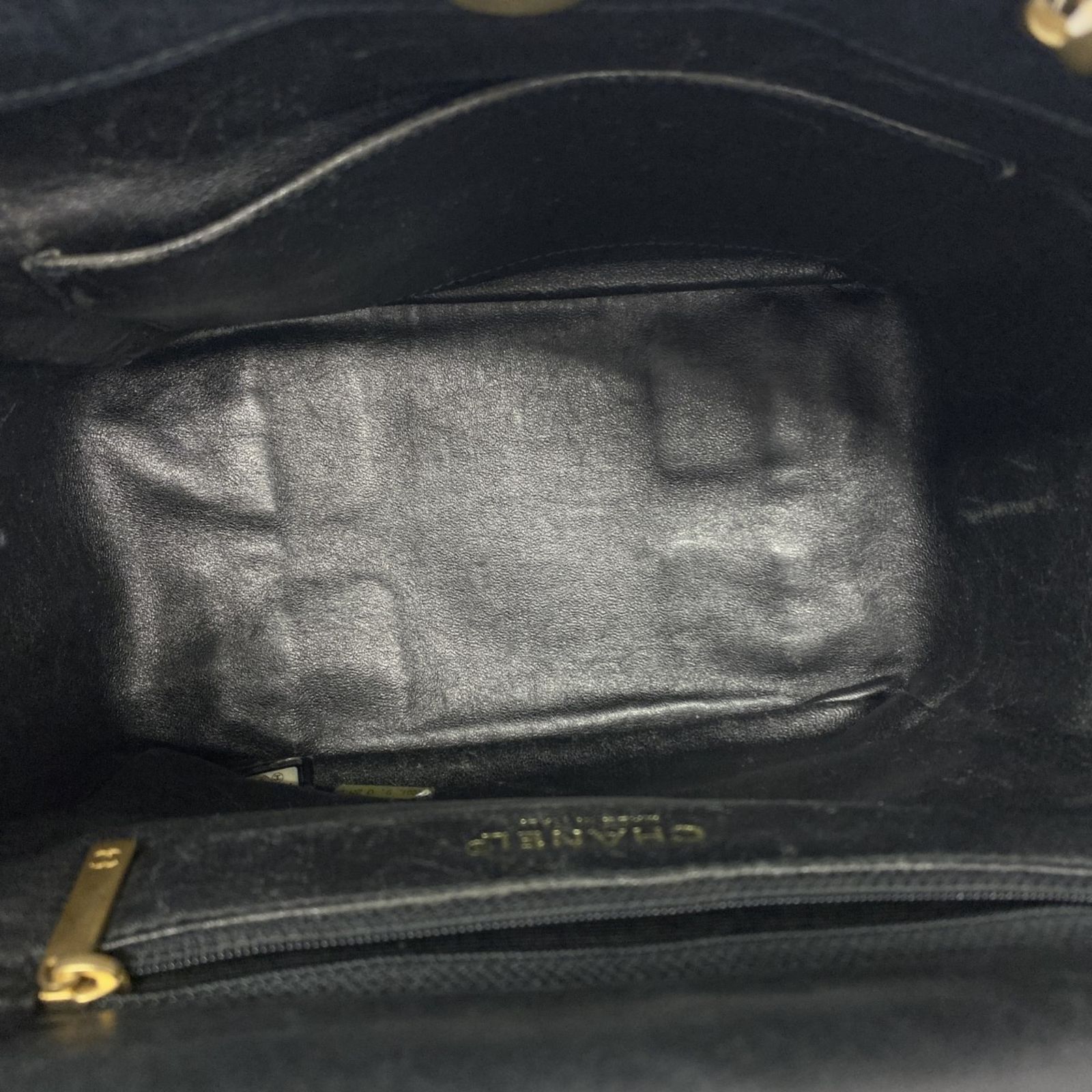 Chanel シャネル