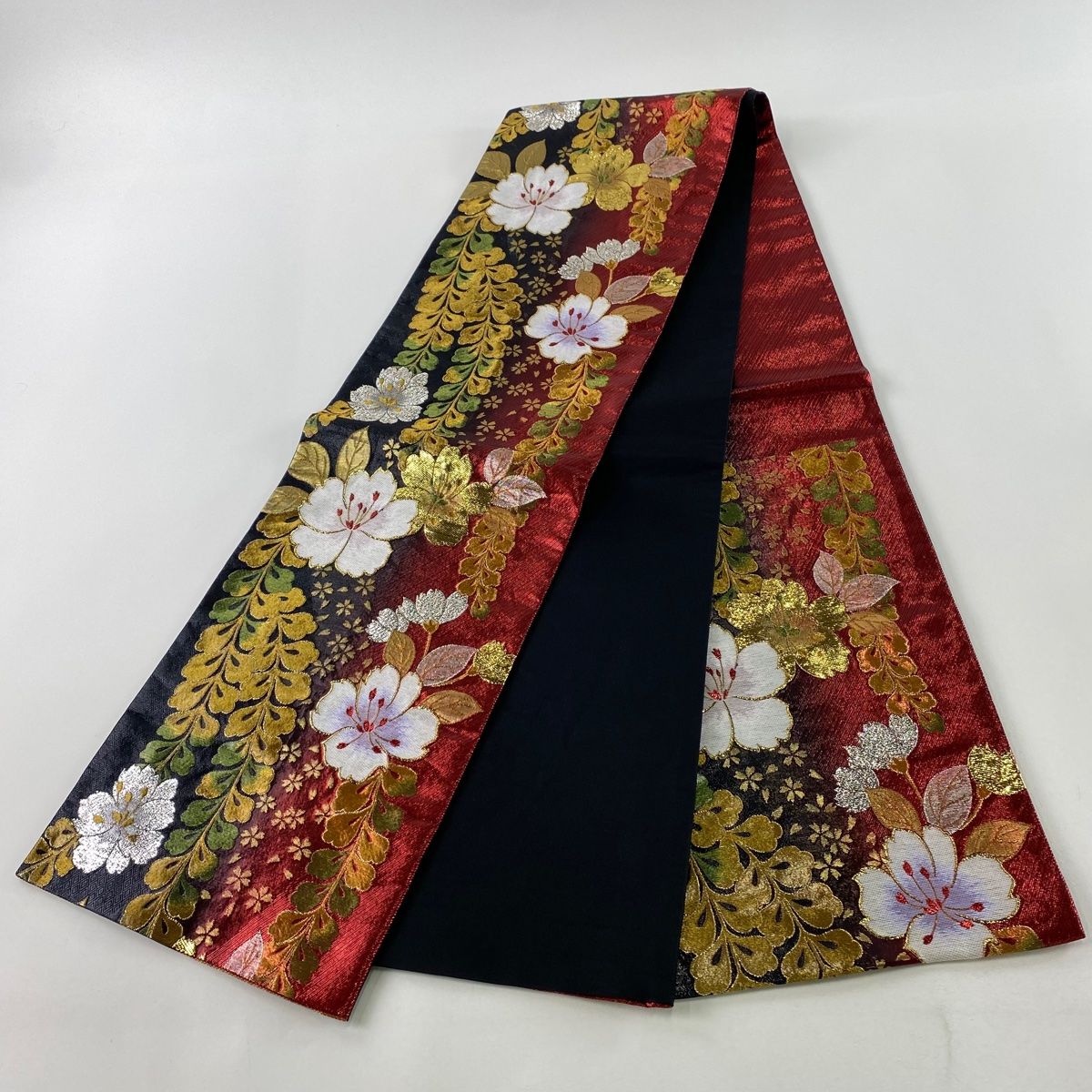 袋帯 秀品 振袖向き 草花 箔 黒 六通 正絹 【中古】 - メルカリ