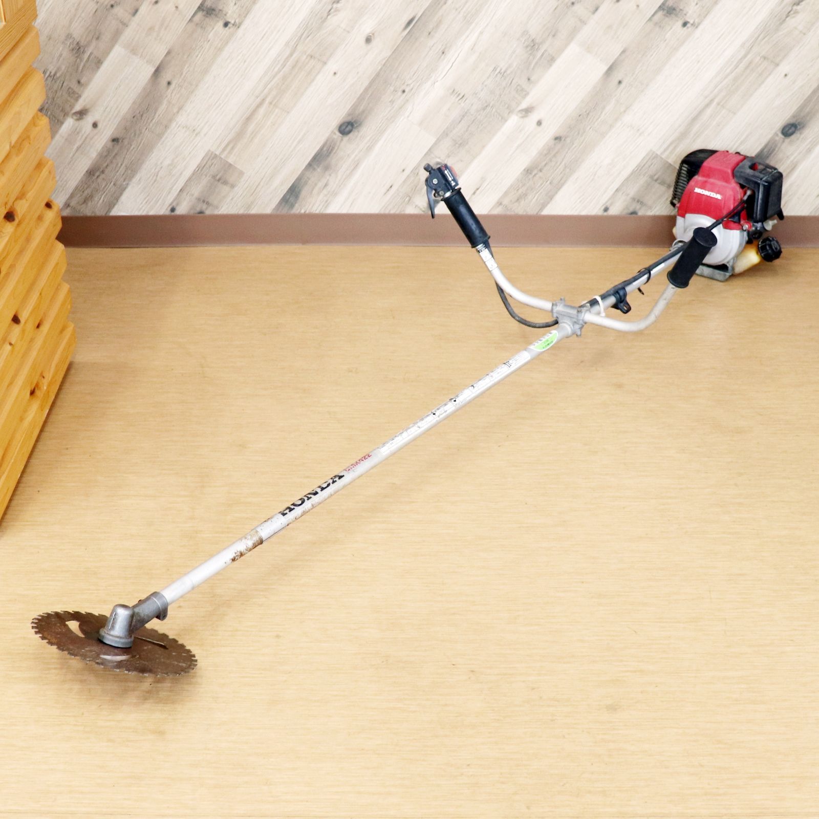 ホンダ4サイクル刈り払い機UMK422 新潟発 HONDA 刈払機 UMK422 動作確認済み 刈丸4 中古 両手