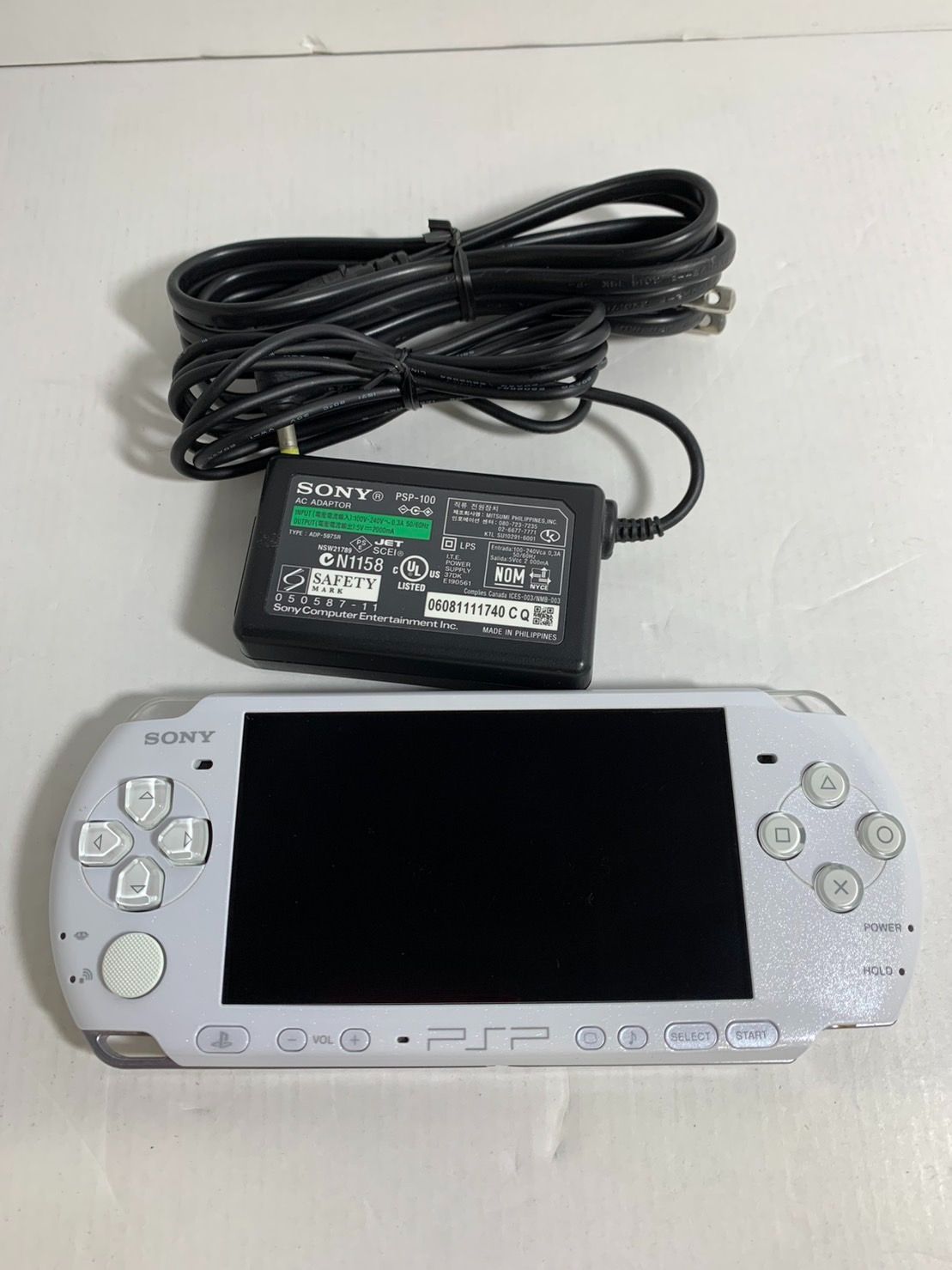 25.SONY PSP-3000 本体 ACアダプター 併売品