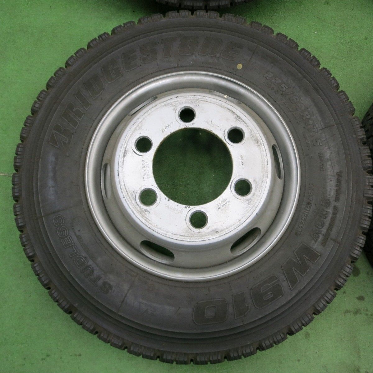 123|122L スタッドレス