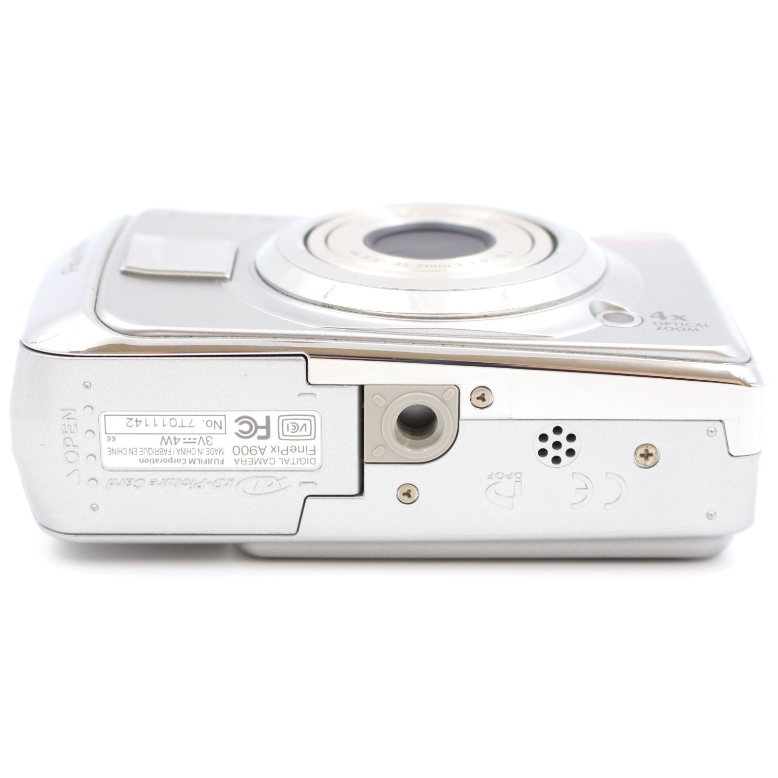 □極上品□ FUJIFILM FinePix A900 シルバー コンパクトデジタル