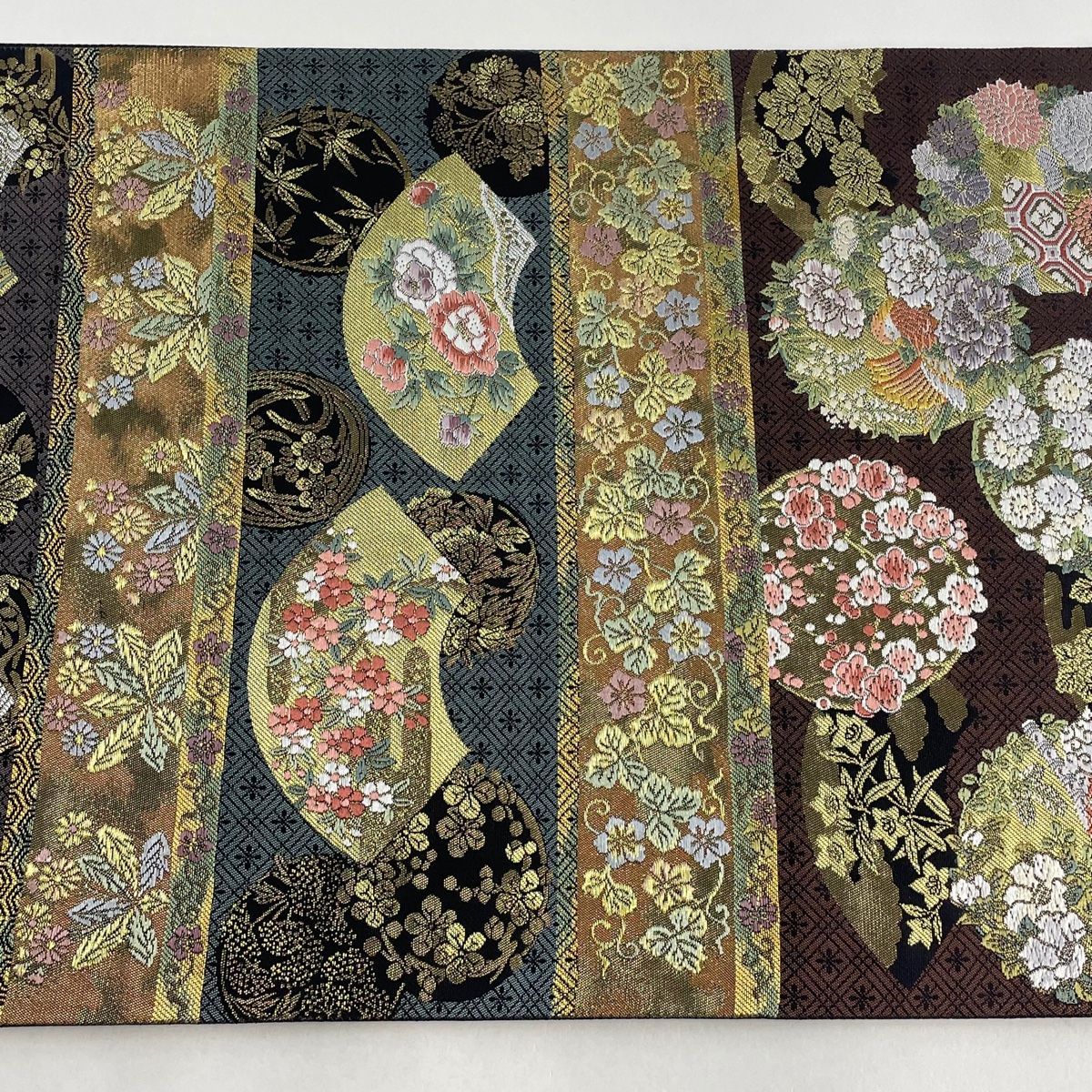 正絹 六通袋帯【刺繍 花々 雪輪】