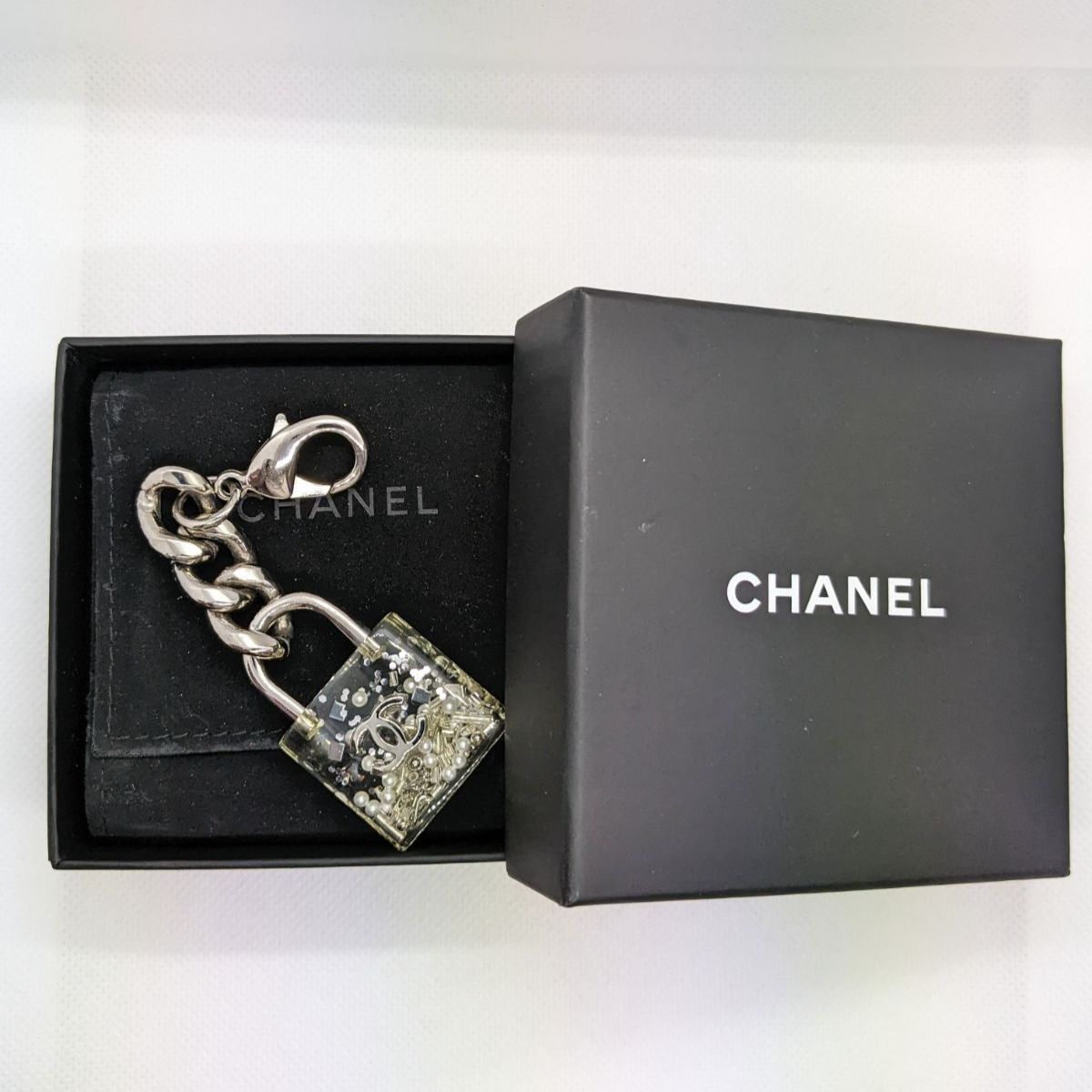 CHANEL シャネル 希少 カデナ チェーン チャーム 刻印有 - メルカリ