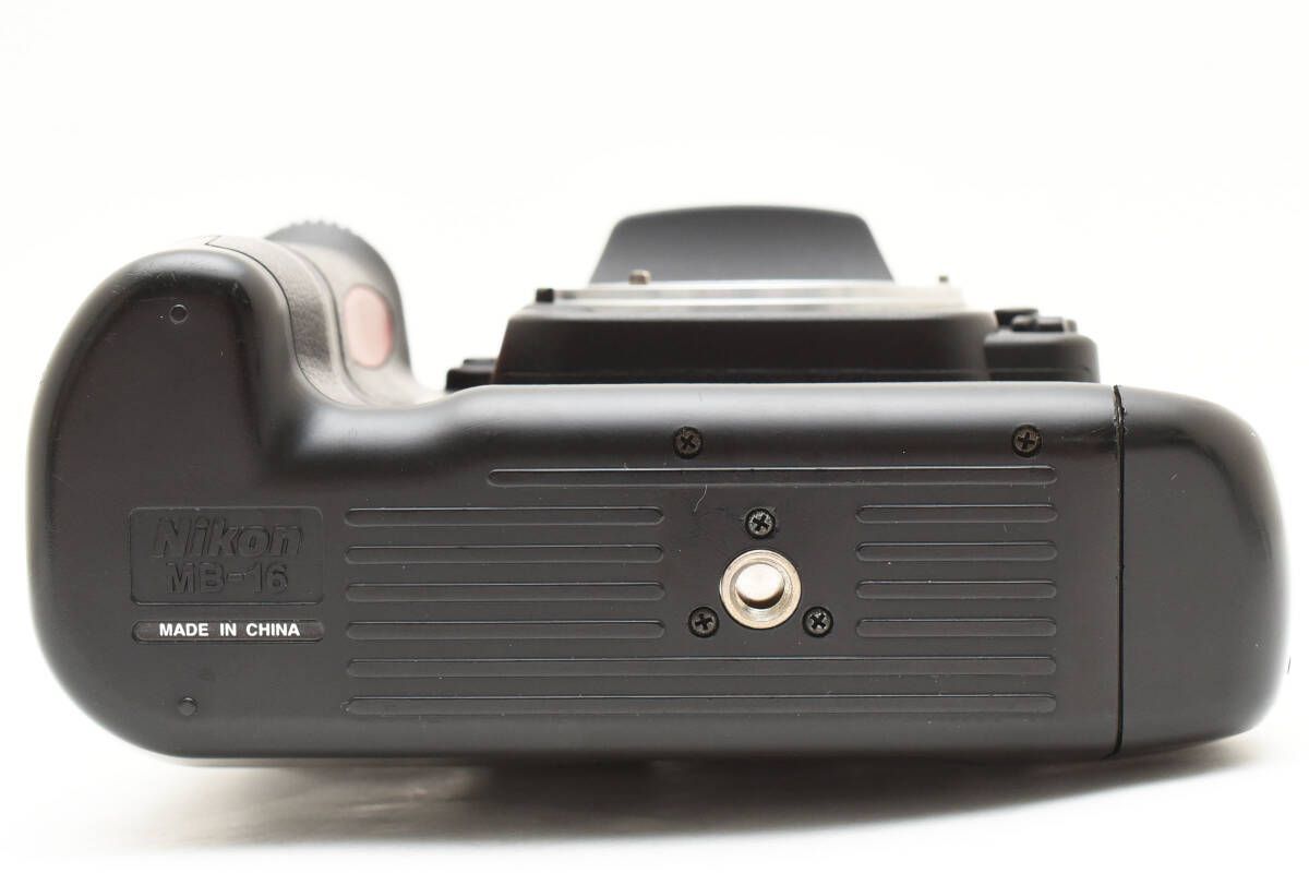 ☆実用品☆ ニコン Nikon F80D ボディ 一眼レフ MB-16 付属 #811A11