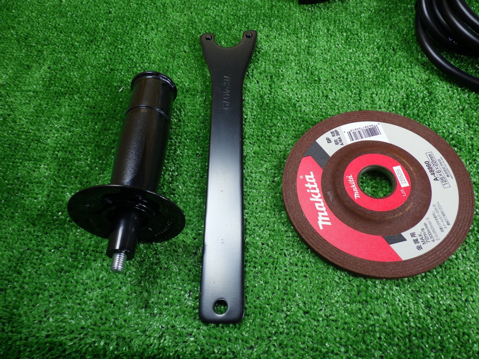 長期 マキタ 125mm ディスクグラインダー 9535B コード式 電動工具 makita 扱い HRDEVELOPMENT_JP