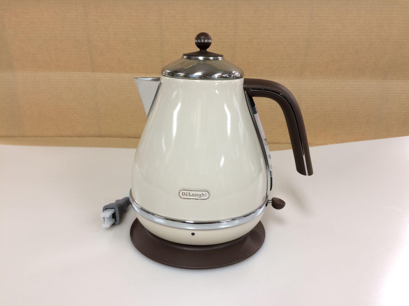 デロンギ 電気ケトル アイコナ・ヴィンテージ KBOV1200J-BG