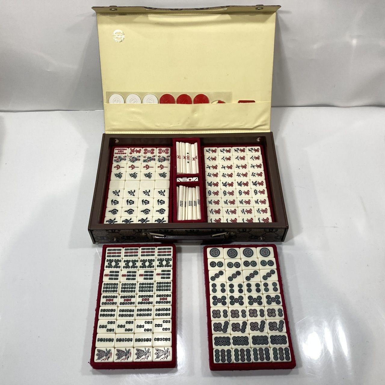 藝夢堂 GD 高級麻雀牌 ハードケース付き (管理番号：OKU8713/B3