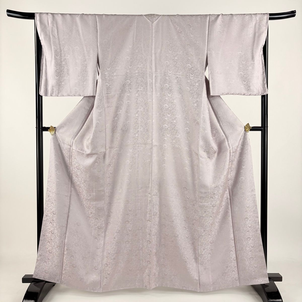 お召 身丈163.5cm 裄丈67cm M 袷 鈴乃屋 草花 薄紫 正絹 名品
