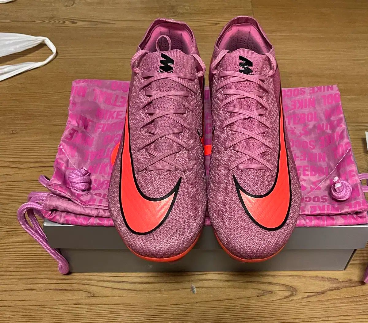 NIKE サッカーシューズ マーキュリアル ベイパー 16 エリート 280