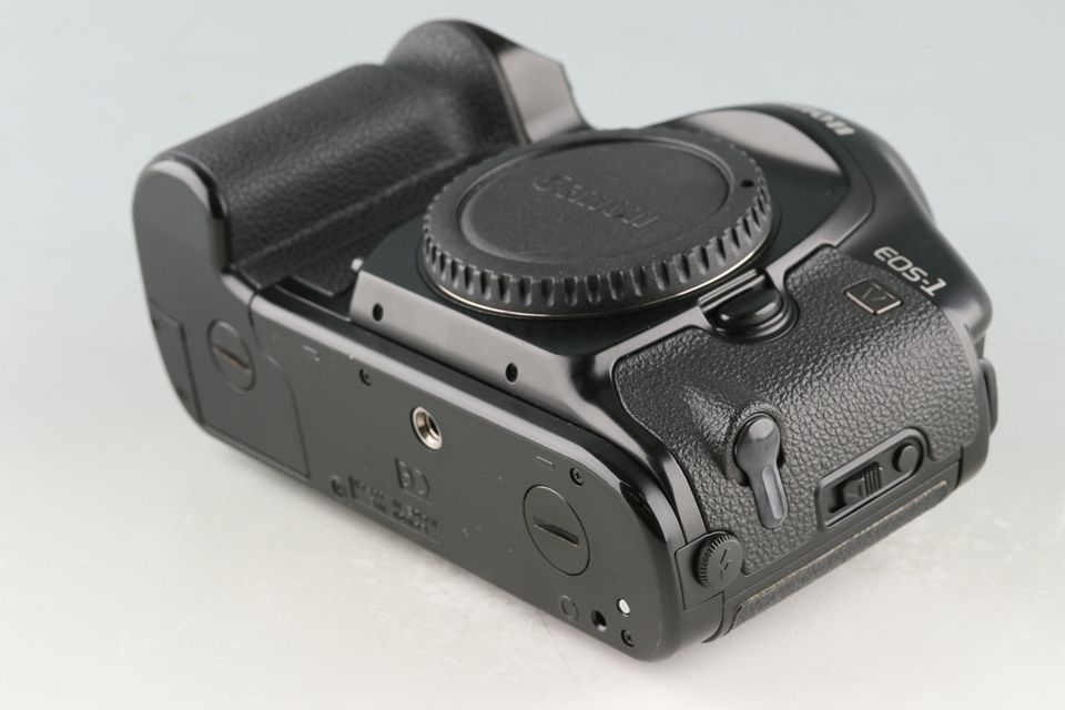 フィルムカメラ Canon camera Canon EOS-1V 35mm SLR Film Camera #58529E1 Canon EOS 1V
