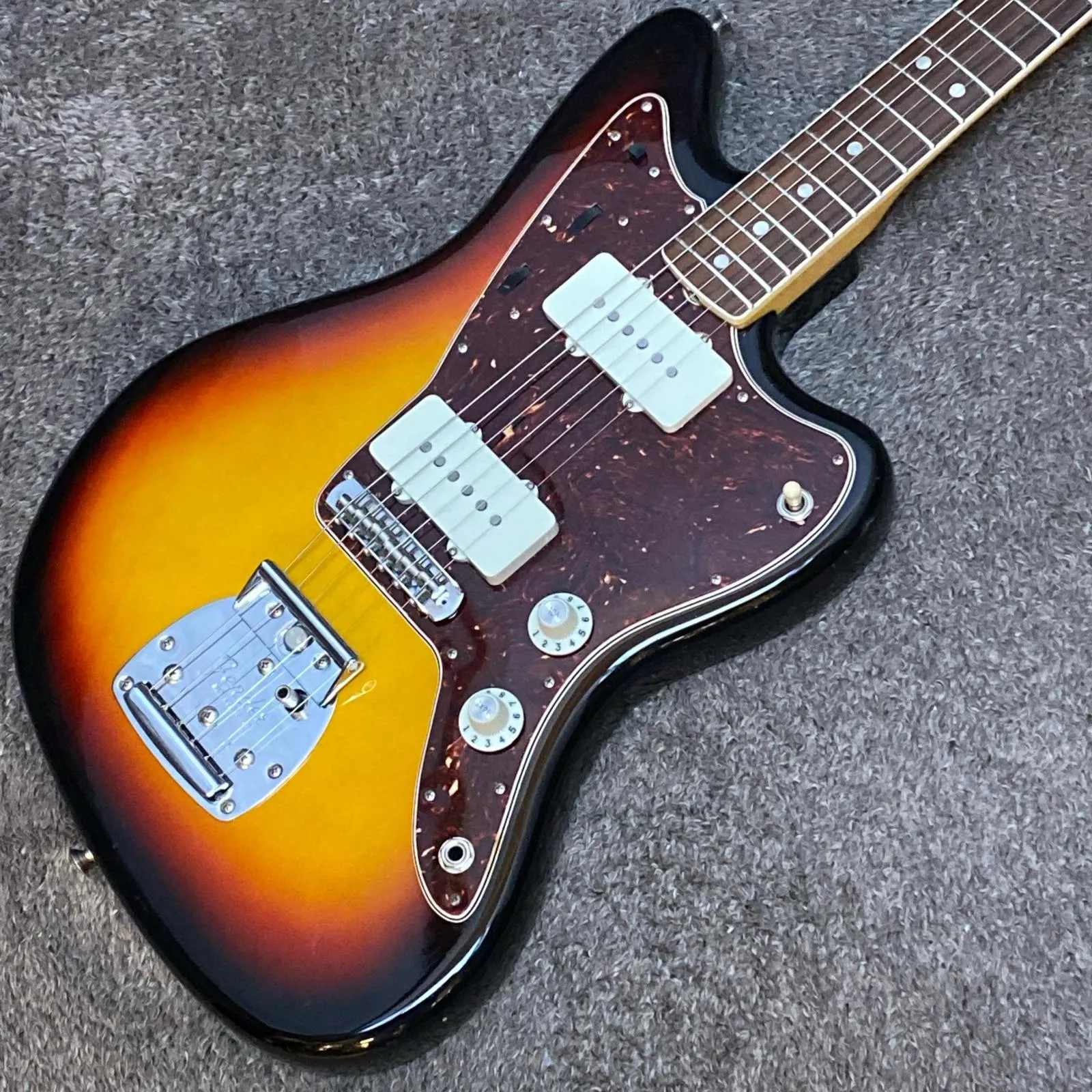 2025年最新】American Vintage 65 Jazzmasterの人気アイテム - メルカリ