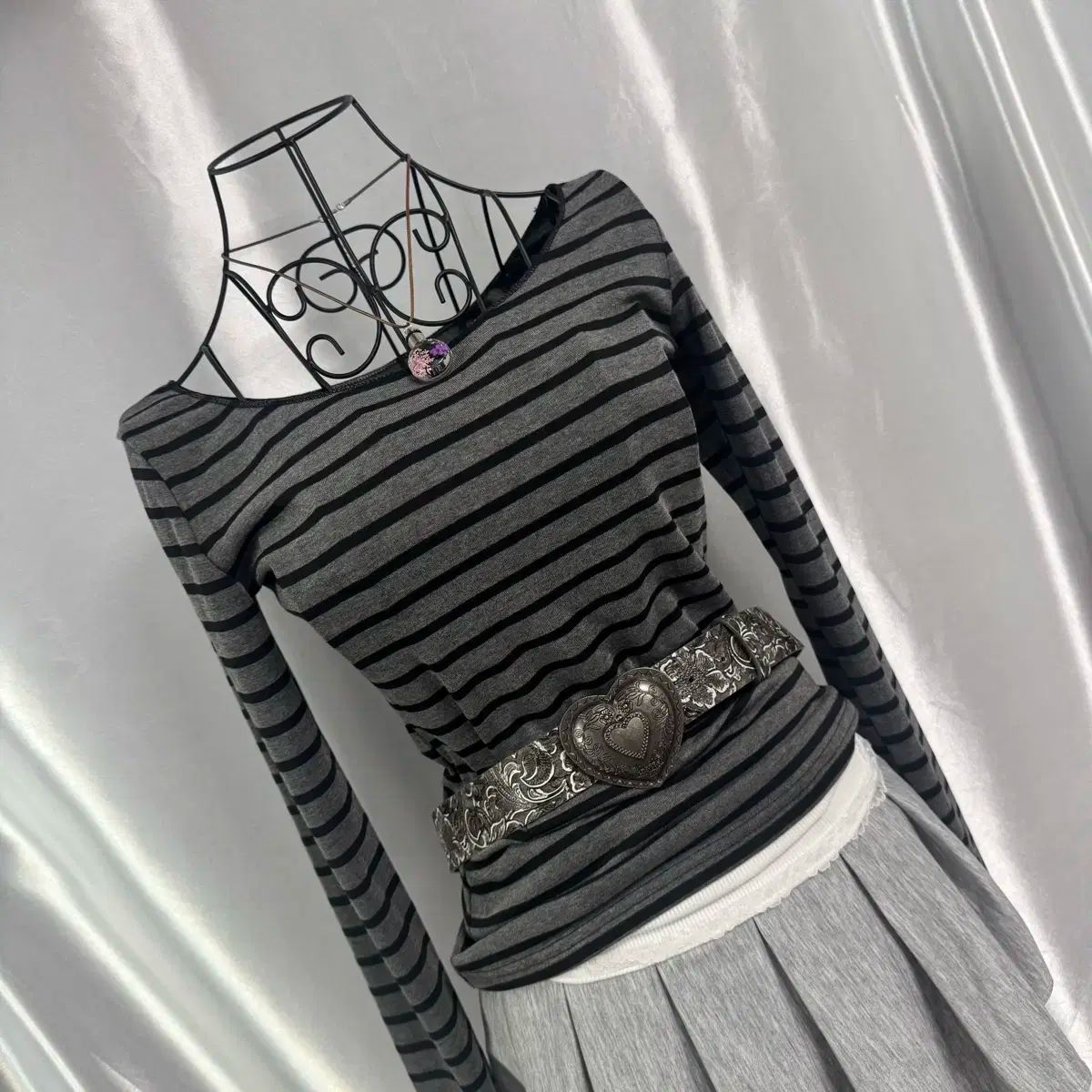 伸縮性のあるTシャツ ミニスカート