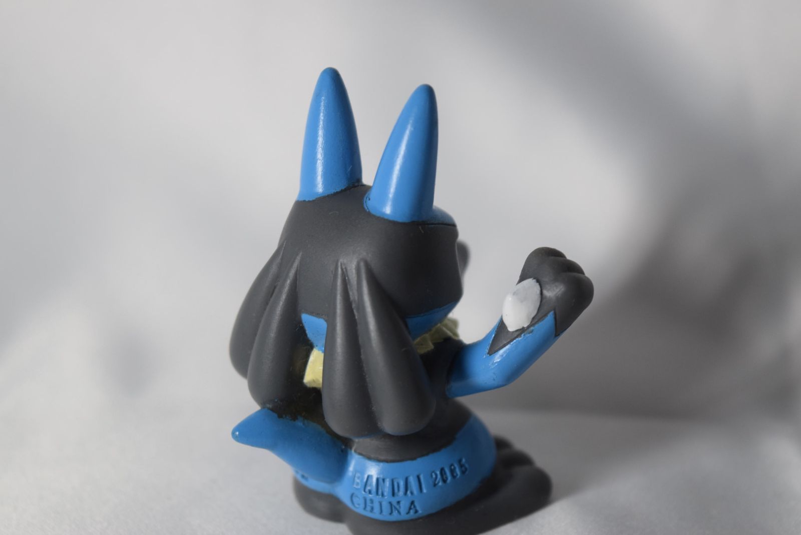 ルカリオ 指人形 ポケモンキッズ ソフビ人形 ポケモン - メルカリ