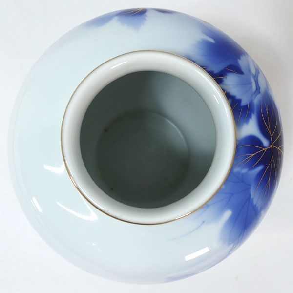 高級美術 有田焼 深川製磁 染付カンパニー 7寸沈降壺 飾り壺 花瓶 Amazon.co.jp: 宮内庁御用達深川製磁 美術有田焼 花瓶壺 白磁 宮