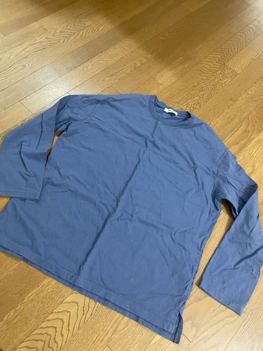 長袖Tシャツ 新品