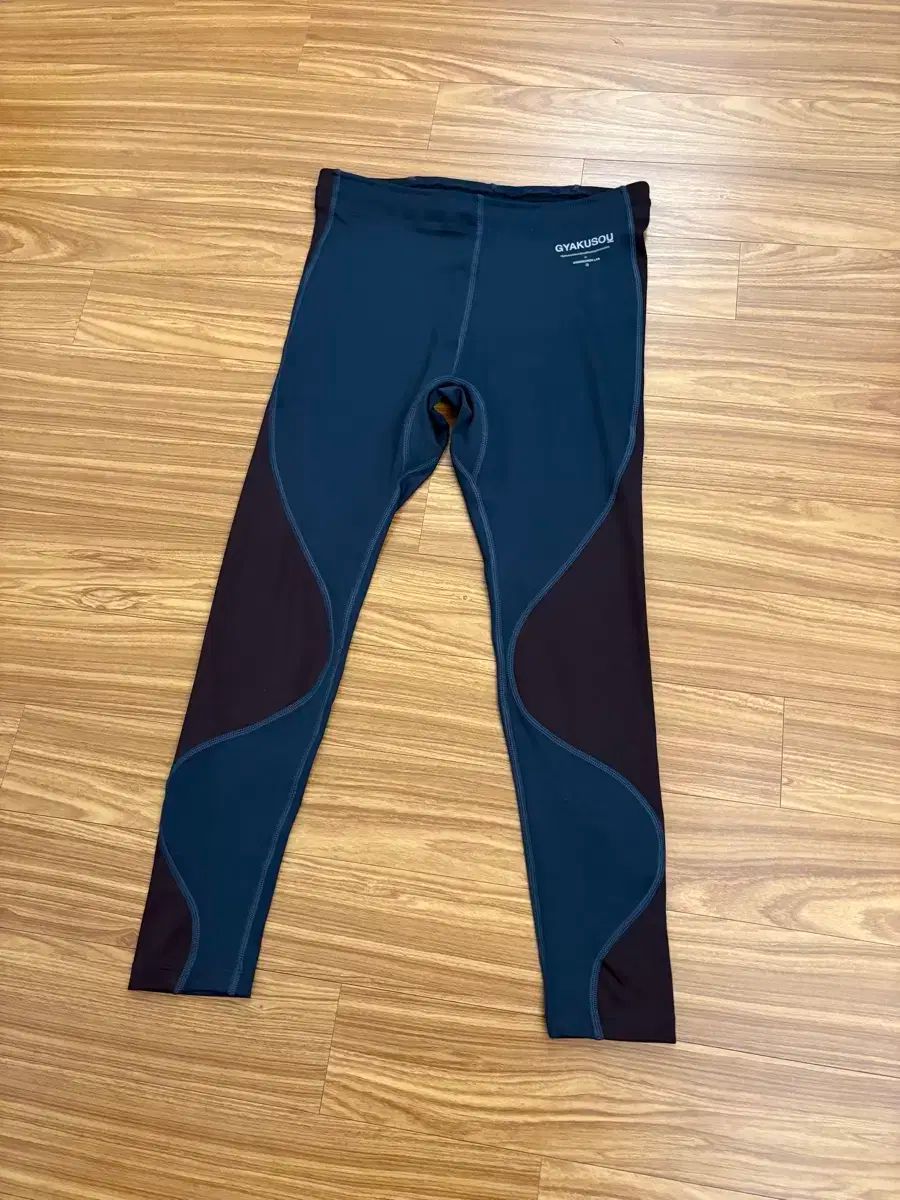 Nike Gyakusou ランニング タイツ