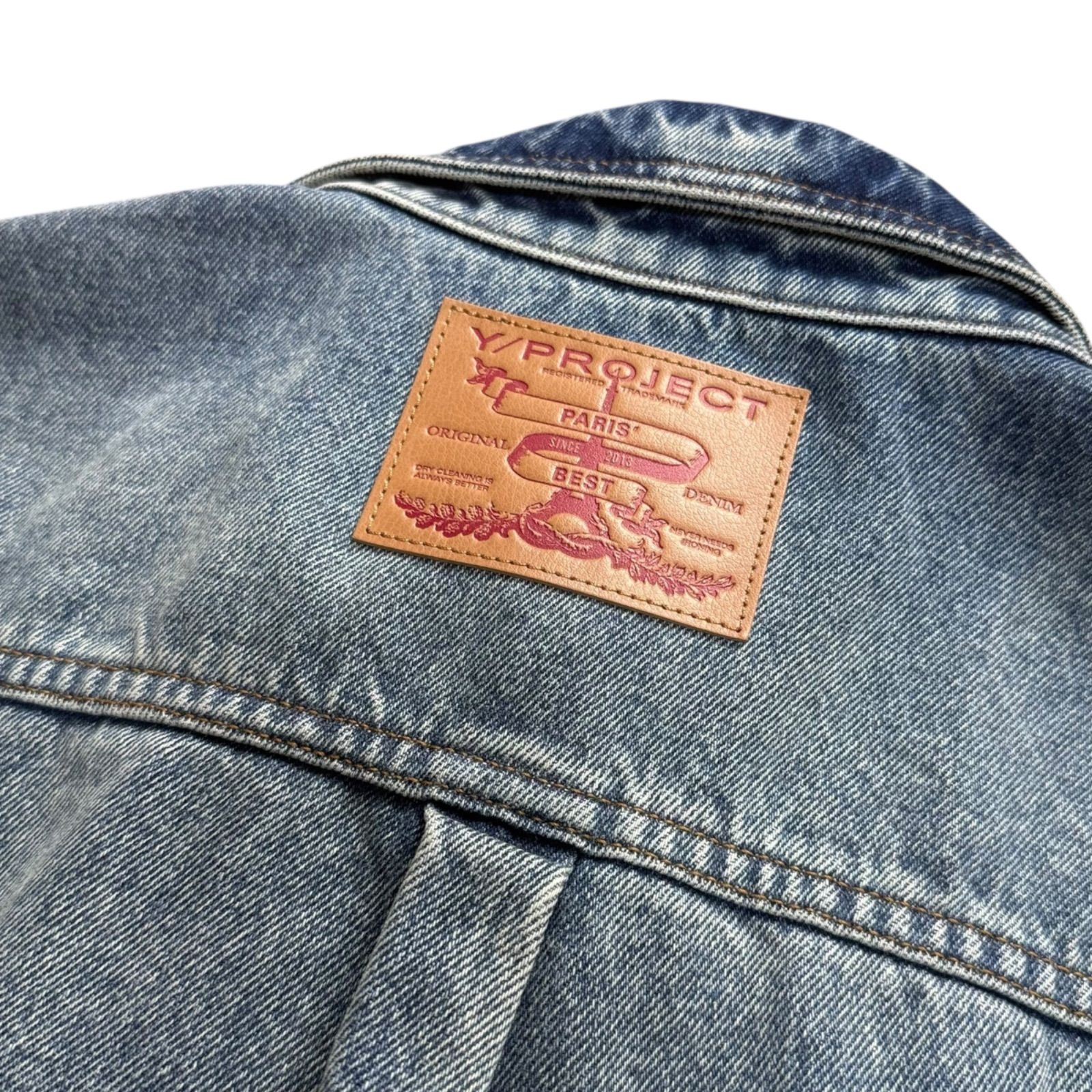 こっしー　ワイプロジェクト　　パリ ベスト パッチ デニム シャツ Y/PROJECT】24AW PARIS BEST PATCH DENIM SHIRT ワイプロジェクト